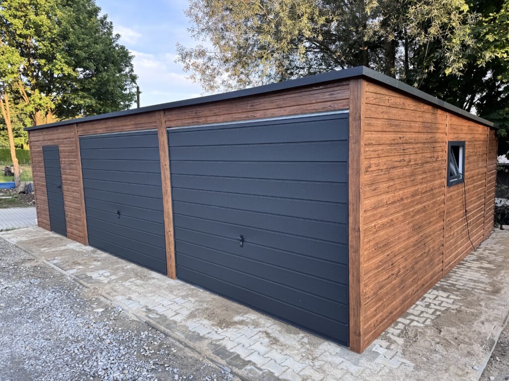 Garaż blaszany 8m x 5,5m