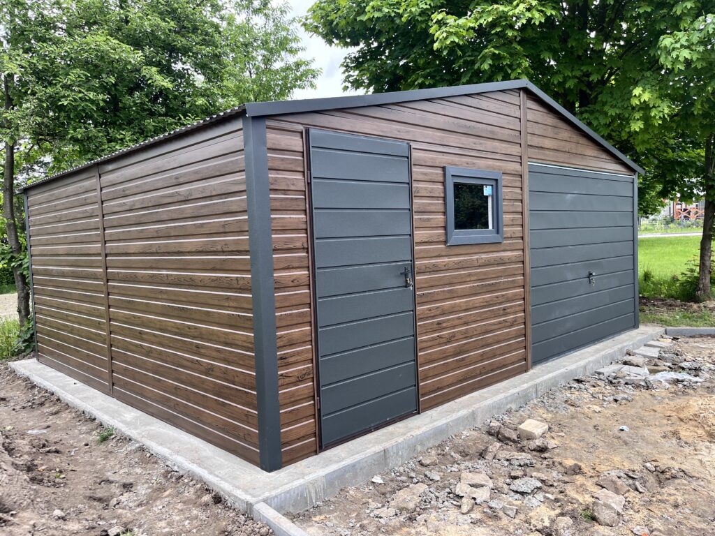 Garaż blaszany 6m x 5,8m